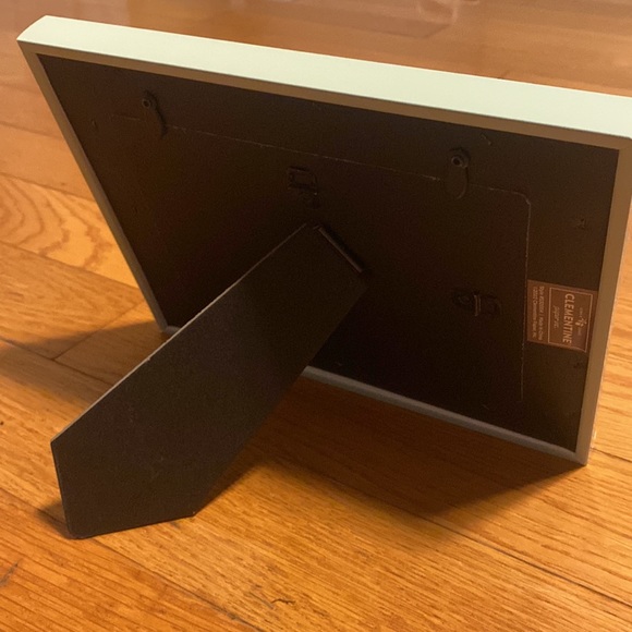 Picture frame - Picture 2 of 5